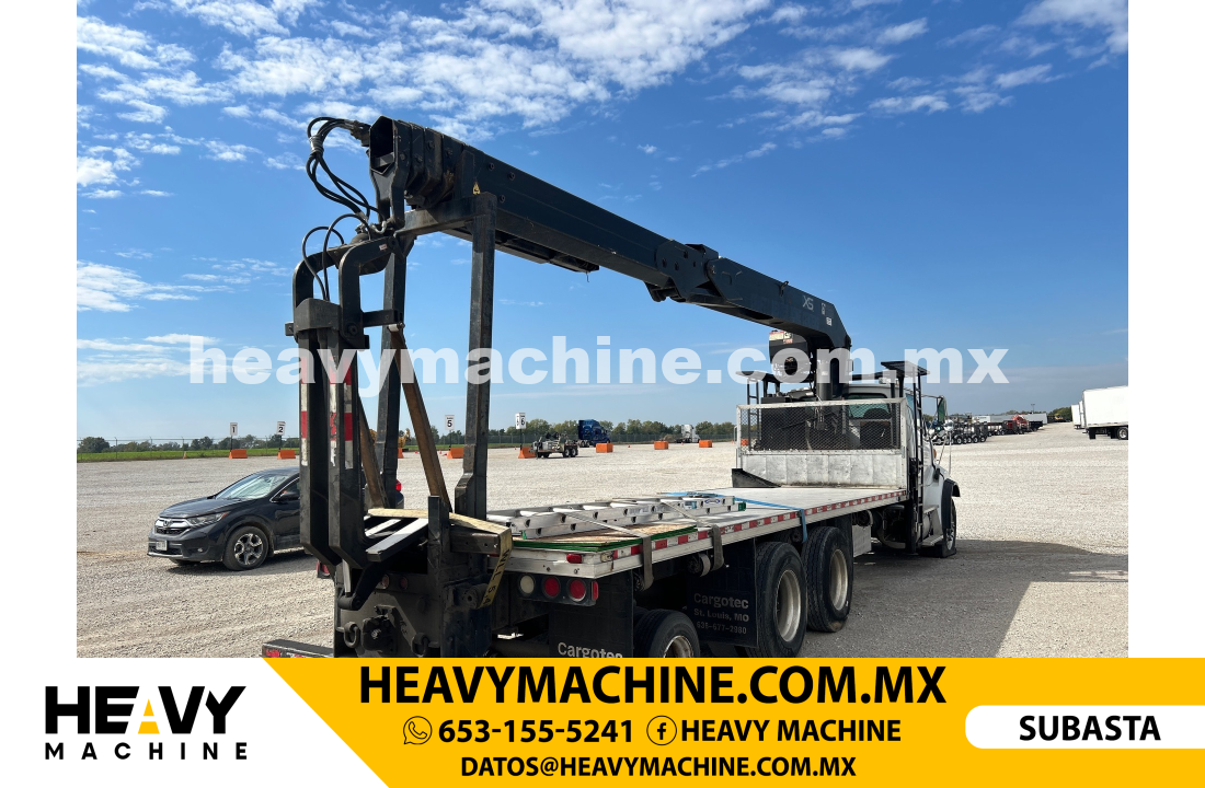 Grúa Articulada 2003 STERLING L9500