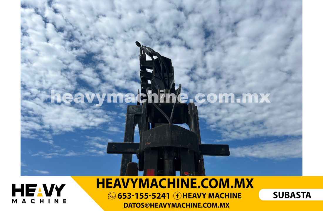 Grúa Articulada 2003 STERLING L9500