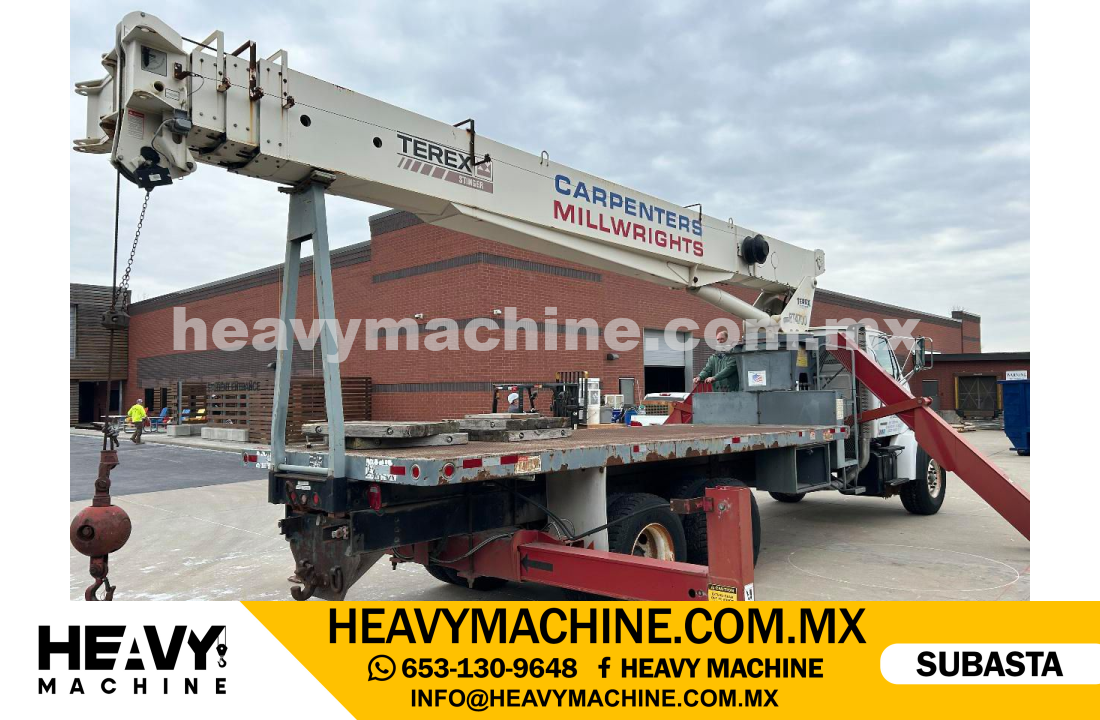 Grúa Titán 2003 STERLING LT7500