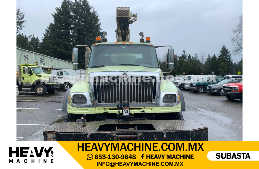 Grúa Titán 2004 INTERNATIONAL 7600