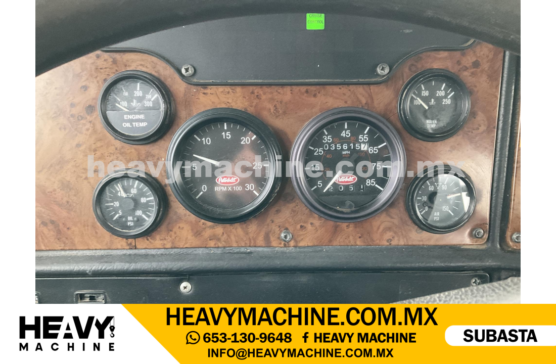 Grúa Titán 2004 PETERBILT 357