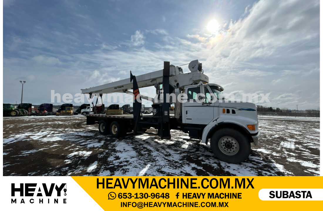 Grúa Titán 2004 STERLING L9500