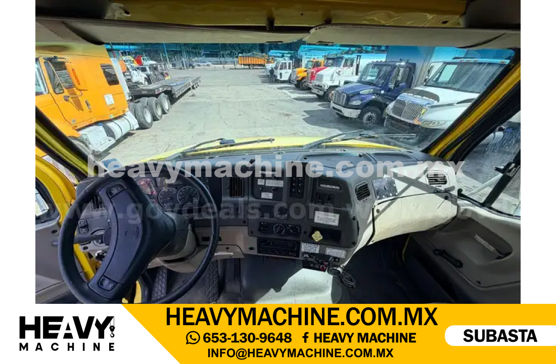 Grúa Titán 2004 STERLING LT9500