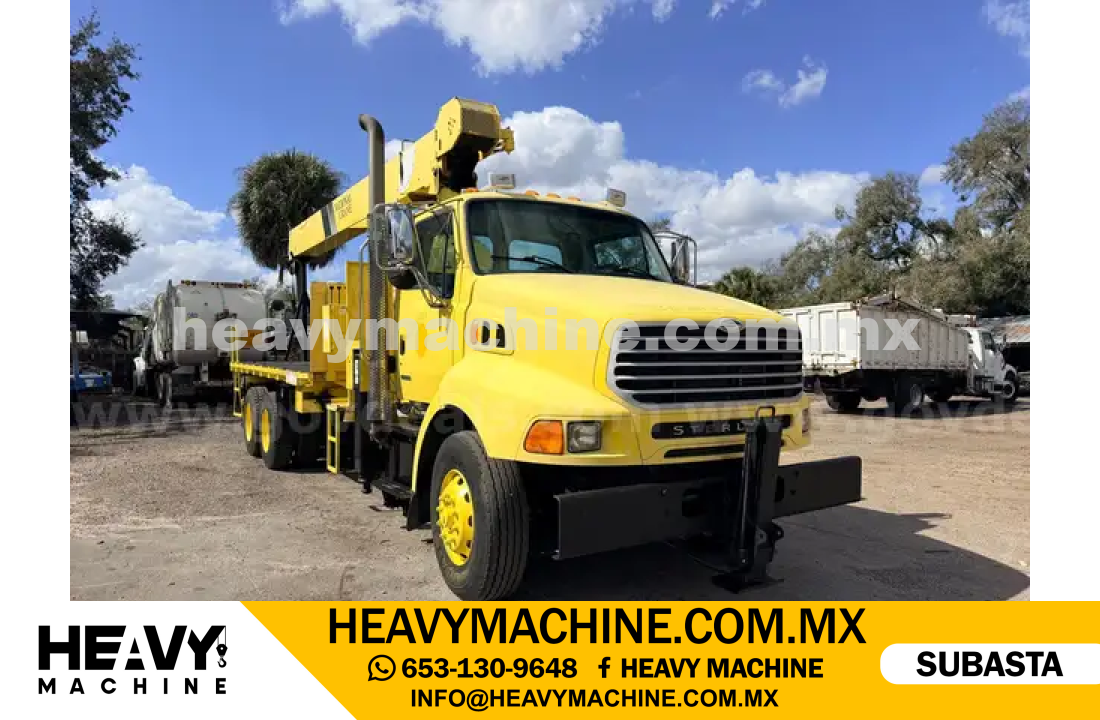 Grúa Titán 2004 STERLING LT9500