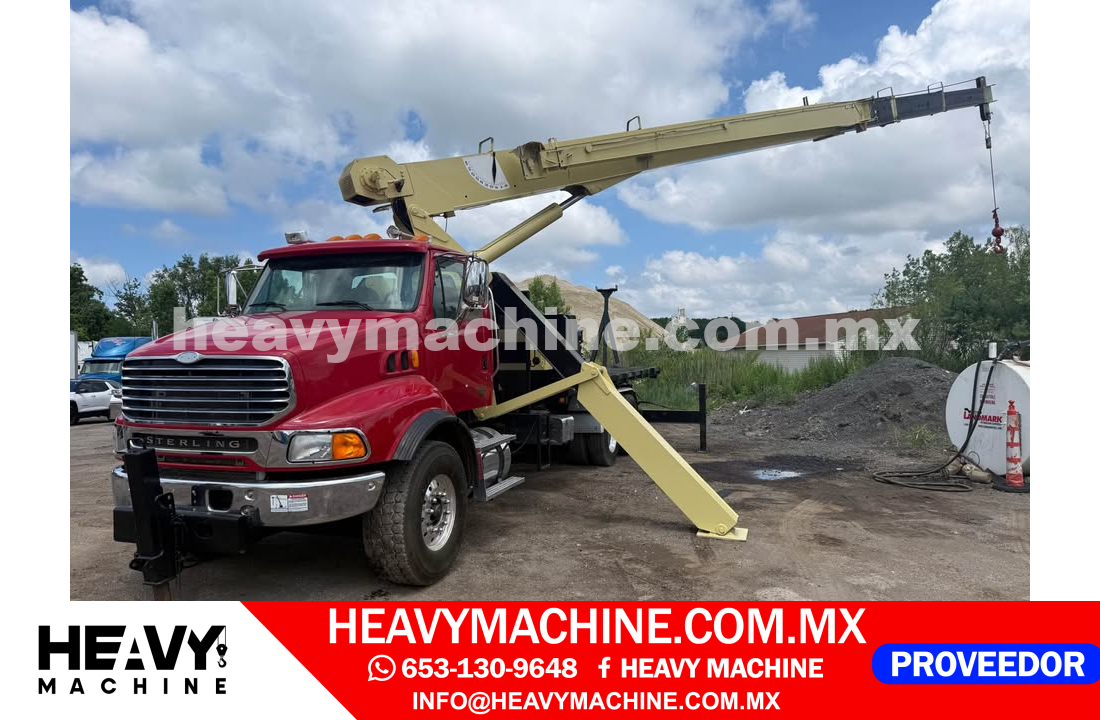 Grúa Titán 2004 STERLING LT9500