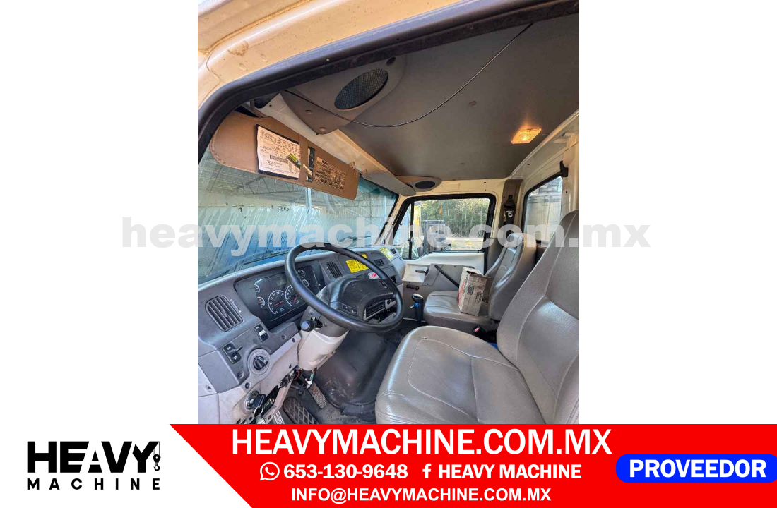 Grúa Titán 2004 STERLING