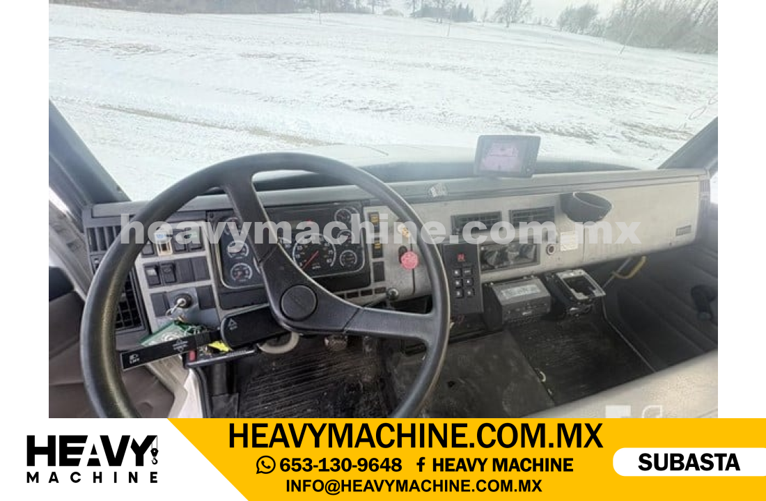 Grúa Titán 2005 FREIGHTLINER FL80