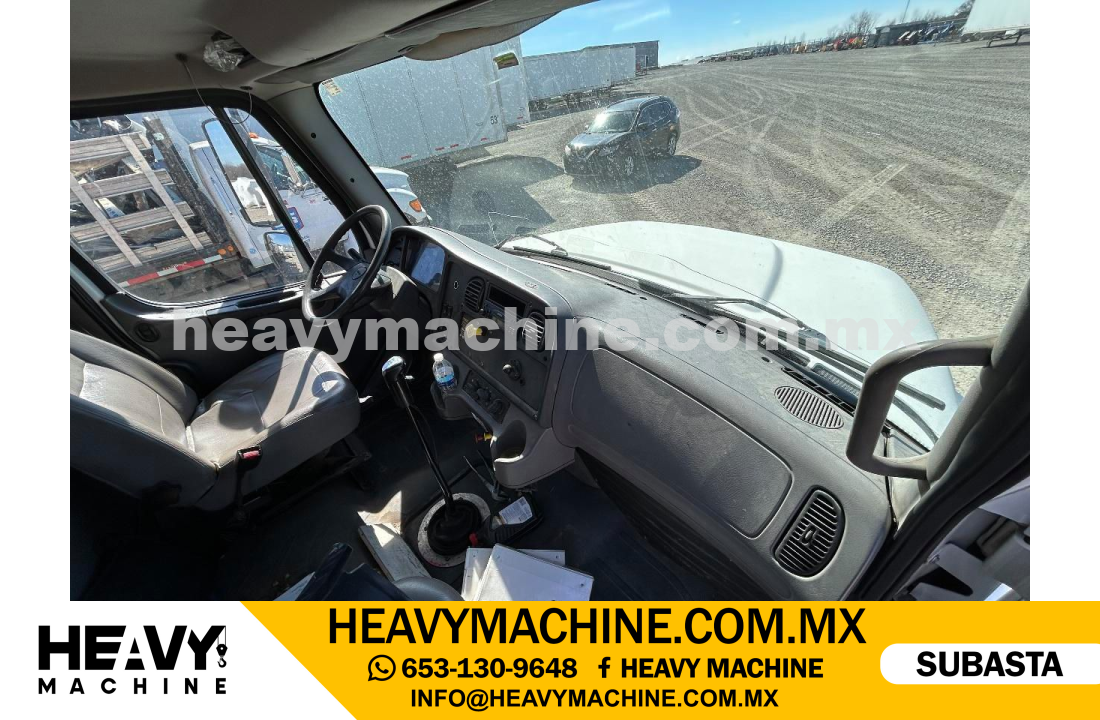 Grúa Titán 2005 FREIGHTLINER M2