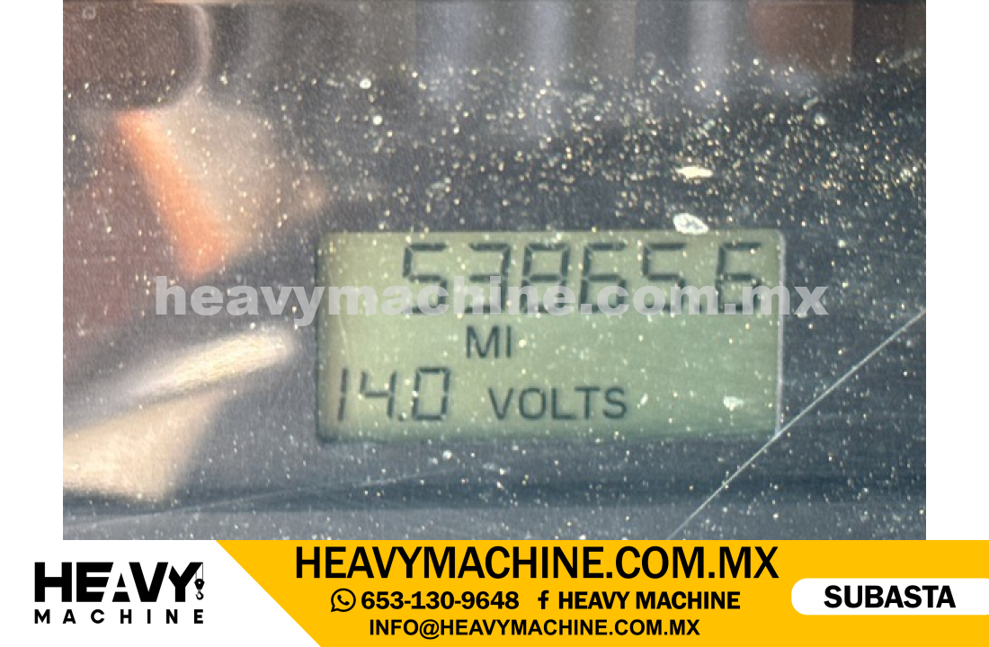 Grúa Titán 2005 STERLING L7500