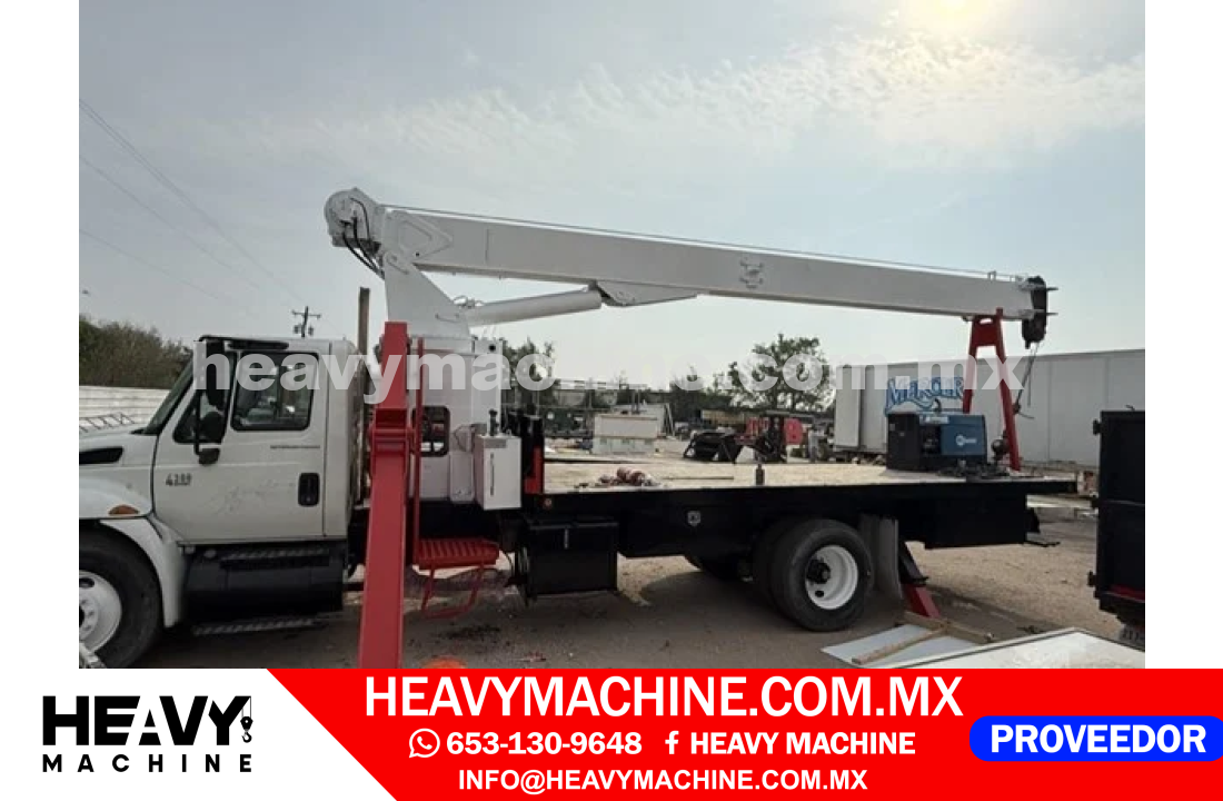 Grúa Titán 2007 FREIGHTLINER DURASTAR 4300