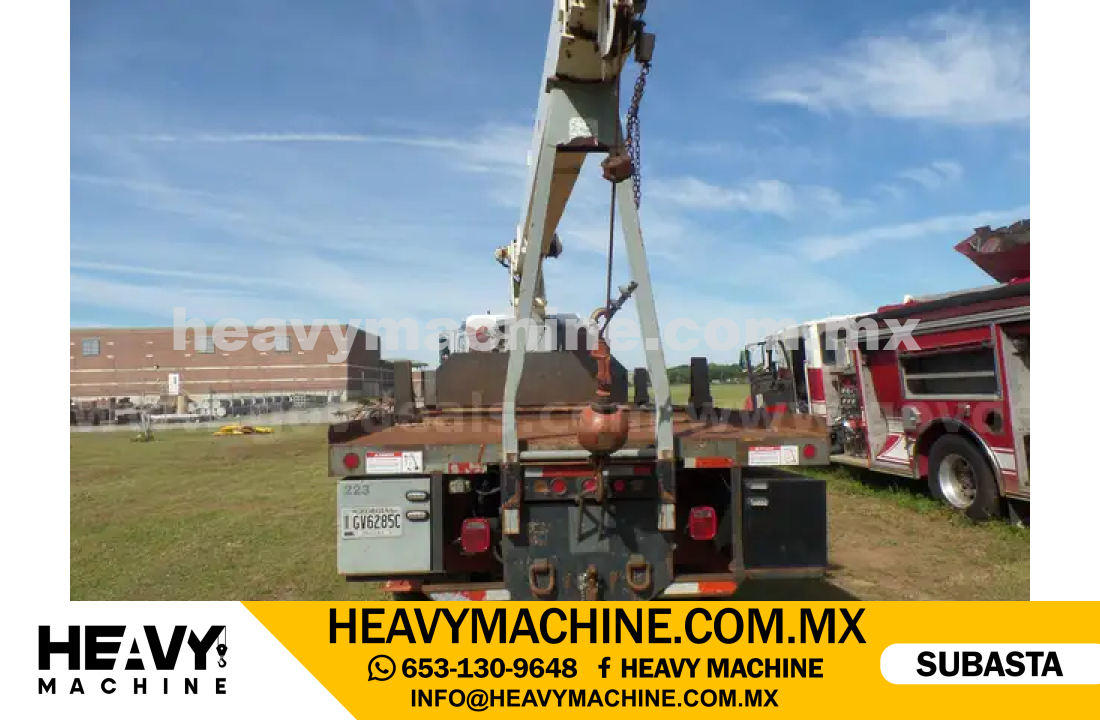 Grúa Titán 2006 PETERBILT 357