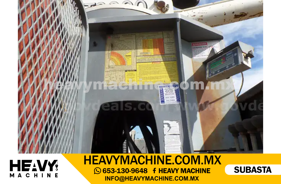 Grúa Titán 2006 PETERBILT 357