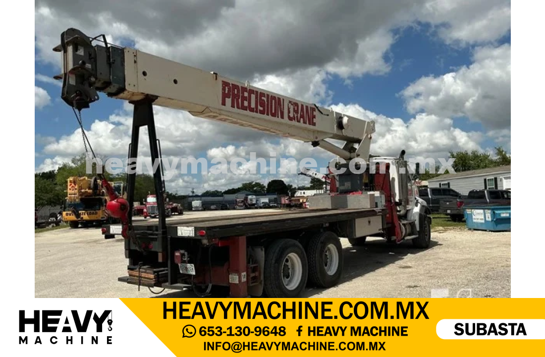 Grúa Titán 2006 STERLING L9500