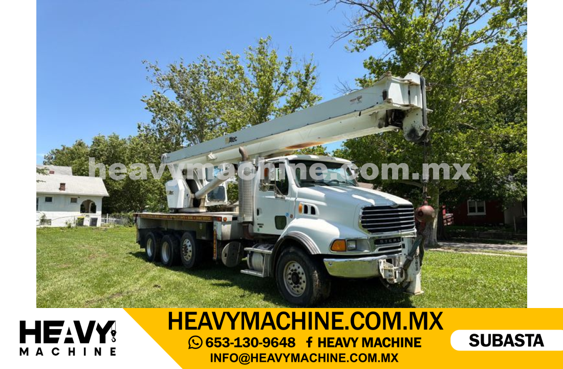 Grúa Titán 2006 STERLING L9500