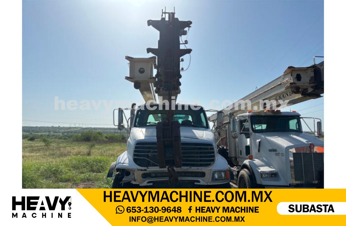 Grúa Titán 2006 STERLING L9500