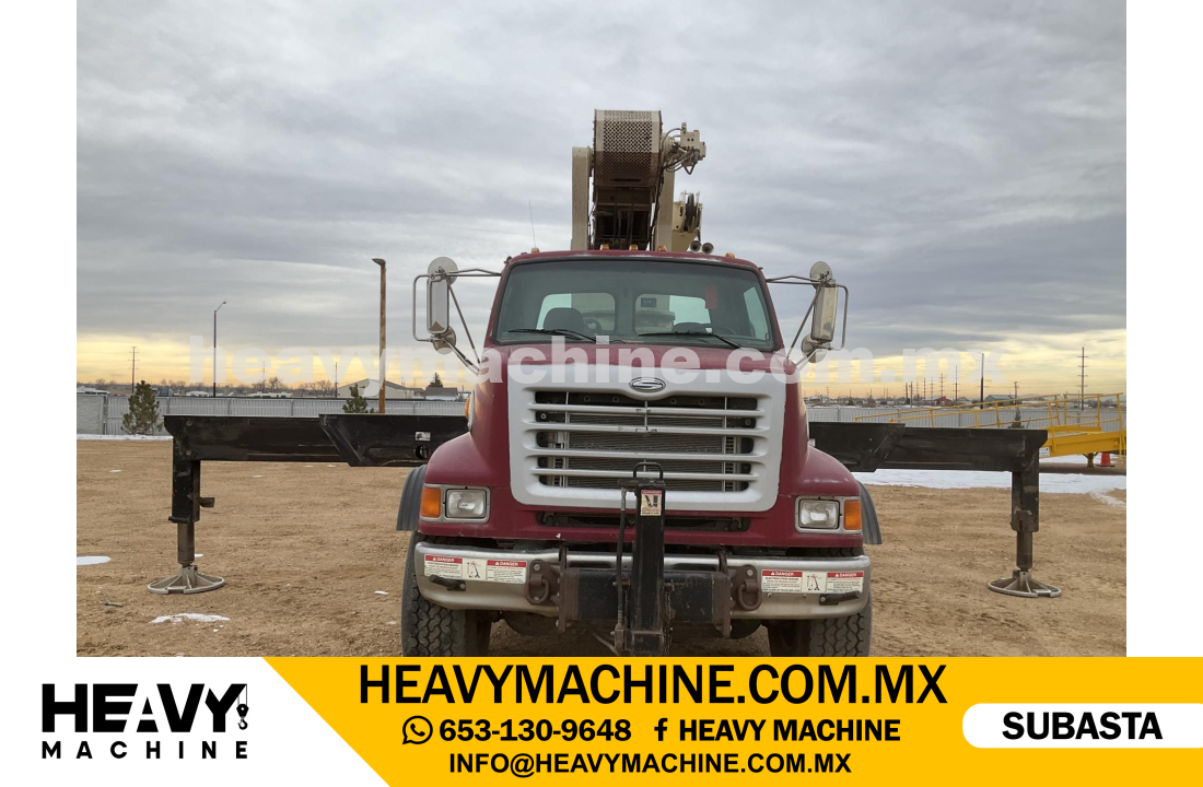 Grúa Titán 2007 STERLING L7500