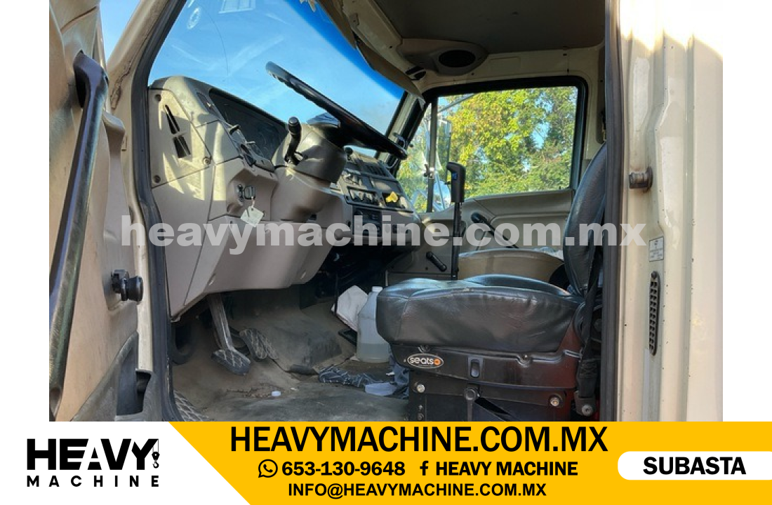 Grúa Titán 2007 STERLING LT8500