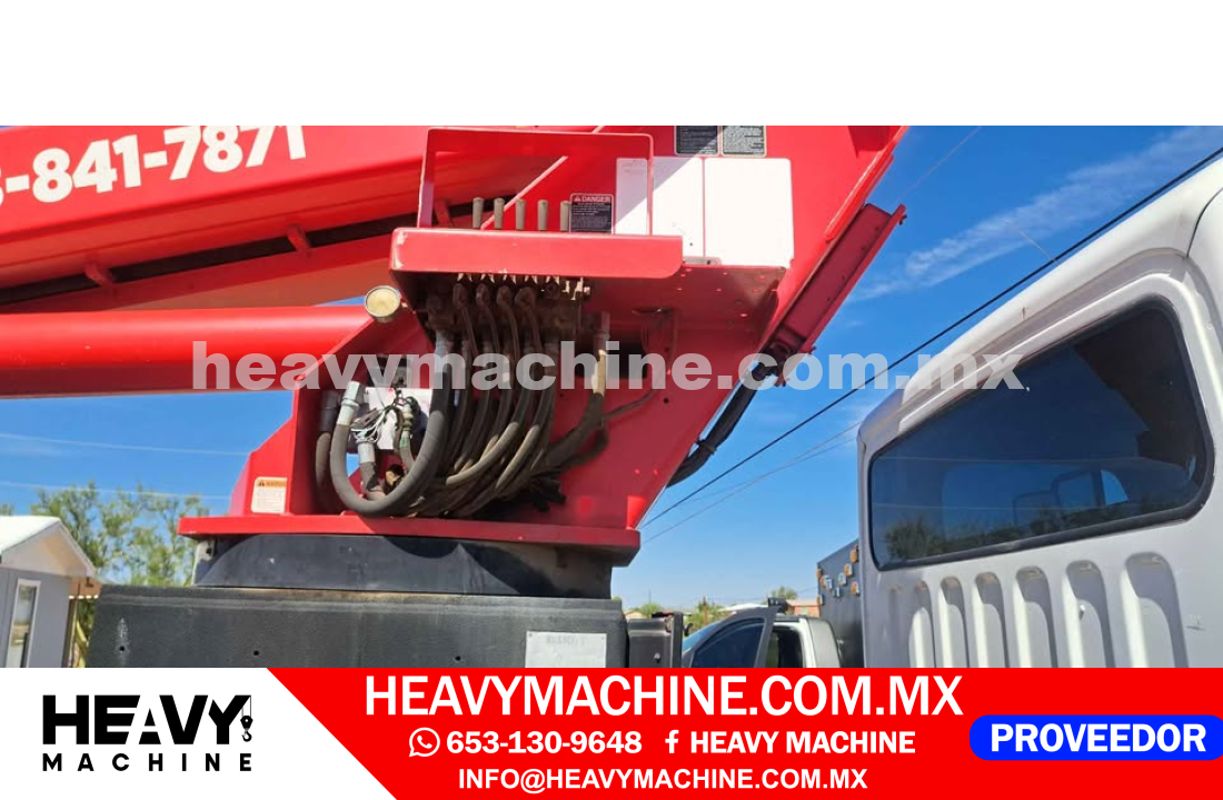 Grúa Titán 2008 FREIGHTLINER