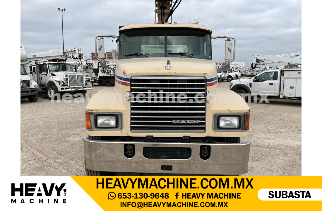 Grúa Titán 2008 MACK CHU600