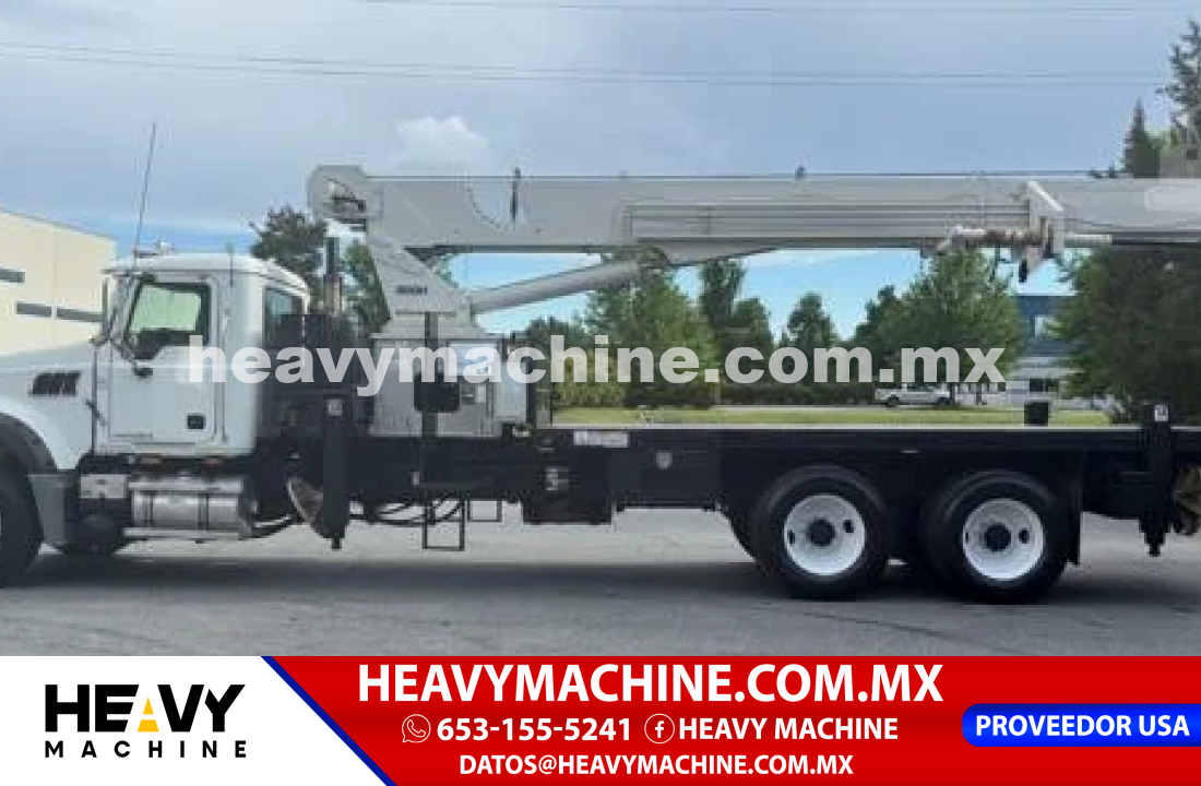 Grúa Titán 2009 MACK GRANITE GU713