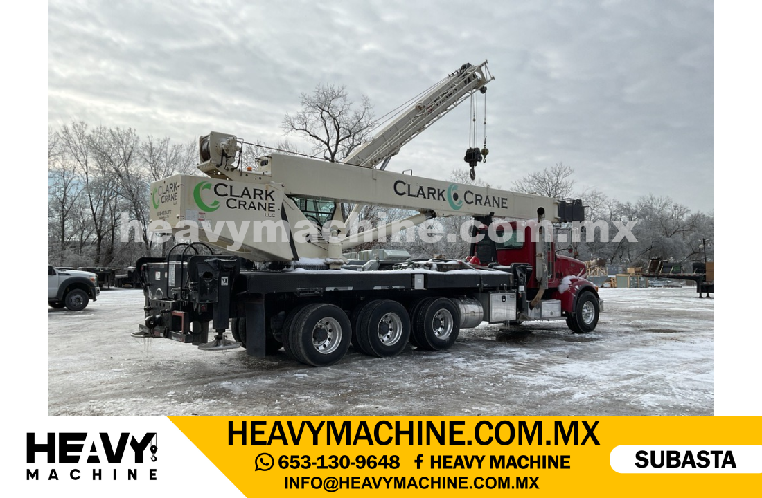 Grúa Titán 2009 PETERBILT 367