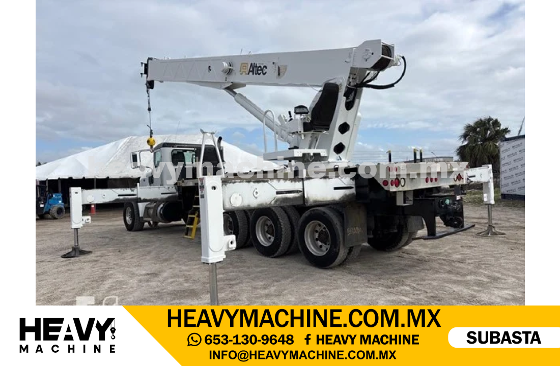 Grúa Titán 2011 PETERBILT 365