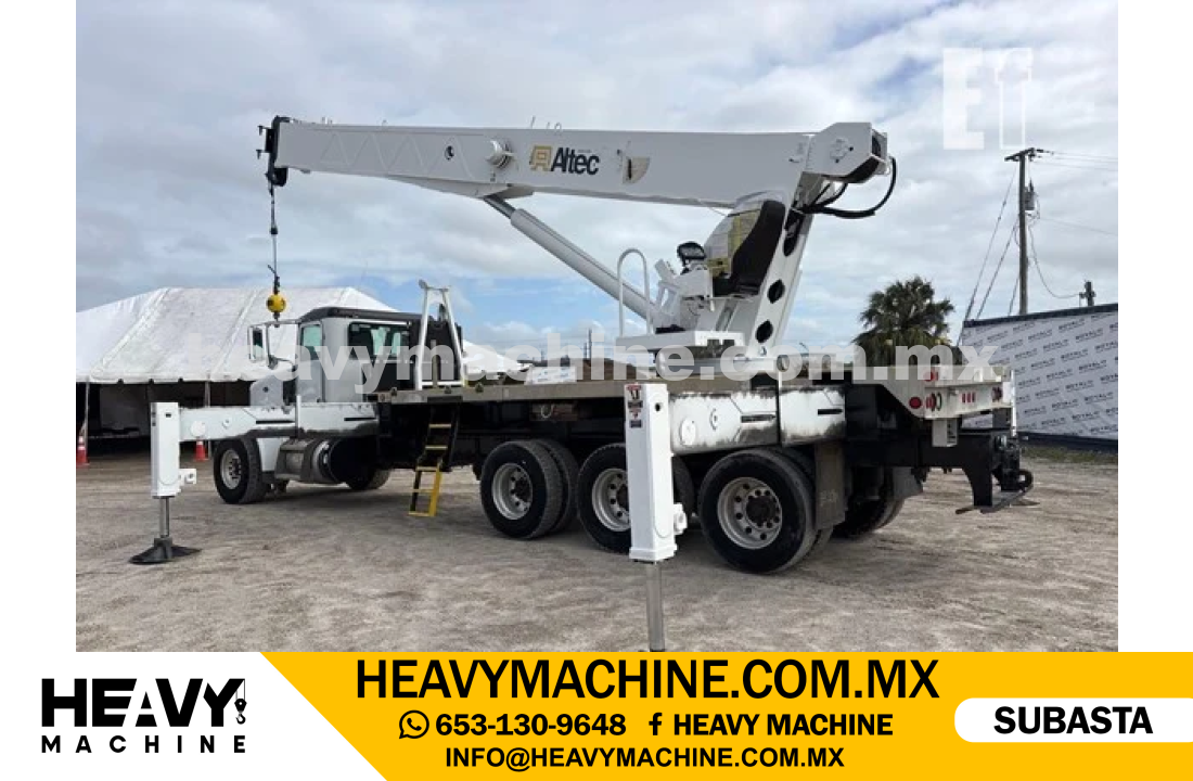 Grúa Titán 2011 PETERBILT 365