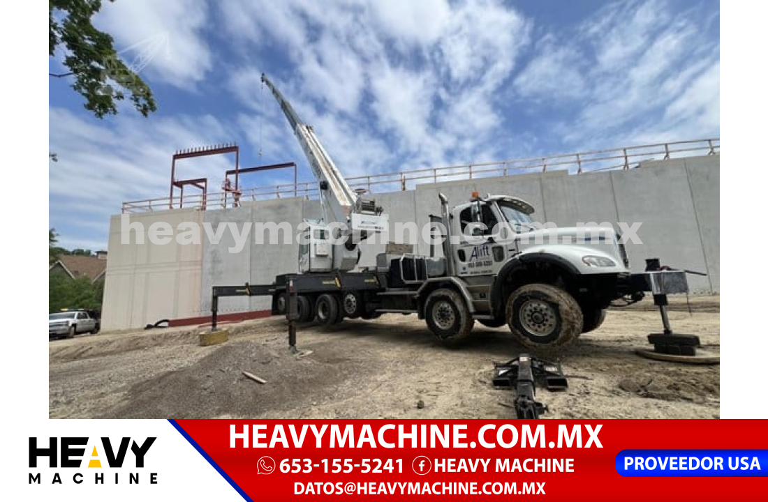 Grúa Titán 2012 FREIGHTLINER BUSINESS CLASS M2 112