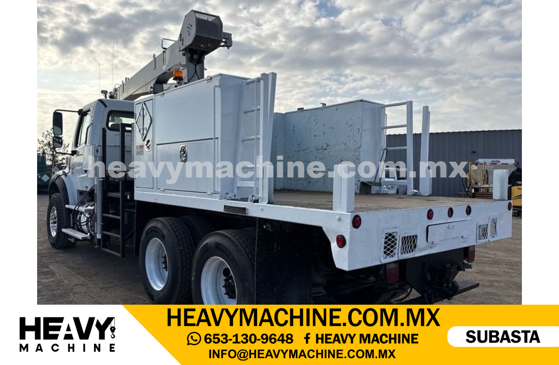 Grúa Titán 2012 FREIGHTLINER Business Class M2