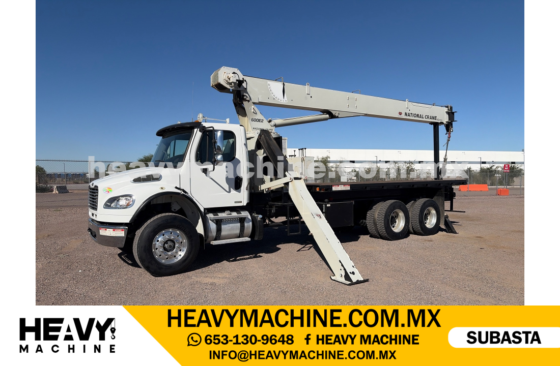 Grúa Titán 2012 FREIGHTLINER
