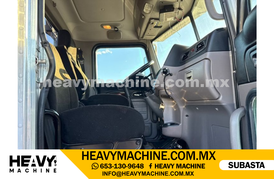 Grúa Titán 2012 PETERBILT 367