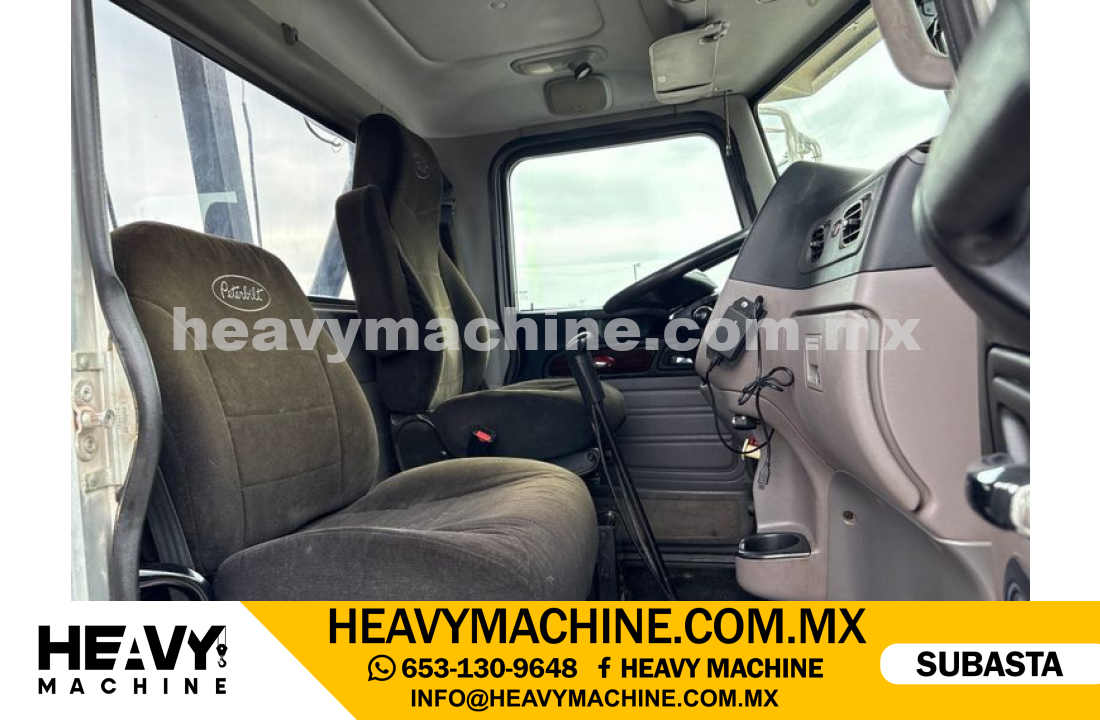 Grúa Titán 2012 PETERBILT 367
