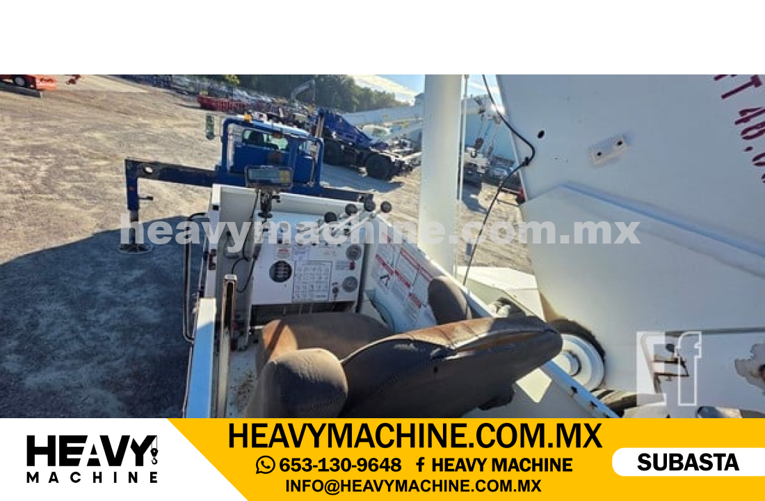 Grúa Titán 2012 PETERBILT 367