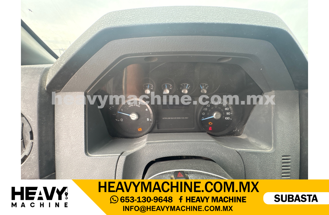 Grúa Titán 2013 FORD F750