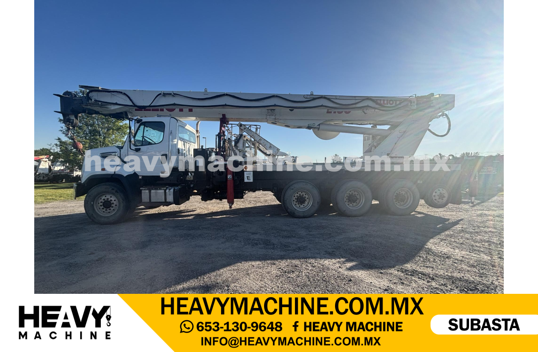 Grúa Titán 2013 FREIGHTLINER 108SD