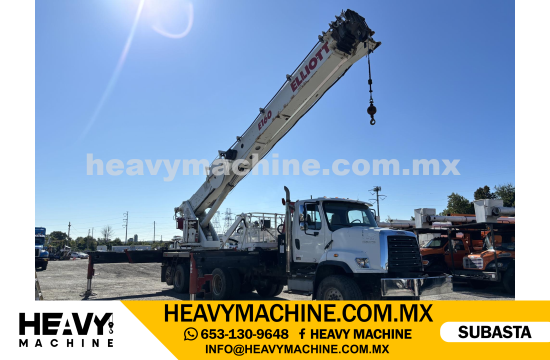 Grúa Titán 2013 FREIGHTLINER 108SD
