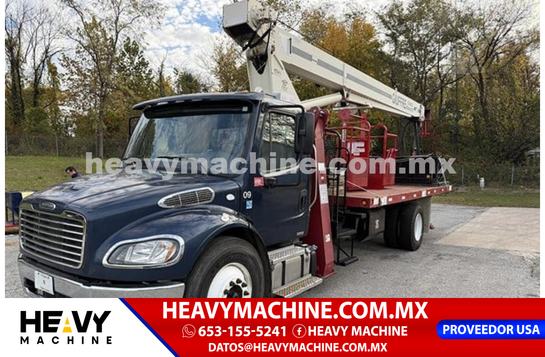 Grúa Titán 2013 FREIGHTLINER BUSINESS CLASS M2 106