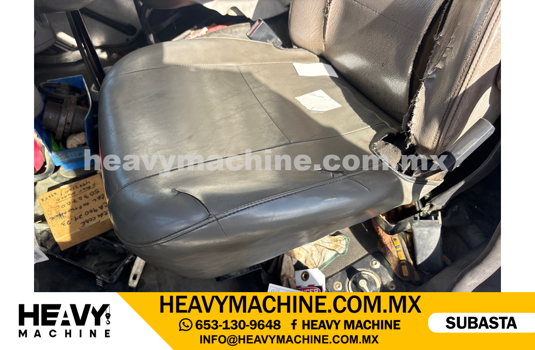 Grúa Titán 2013 FREIGHTLINER M2