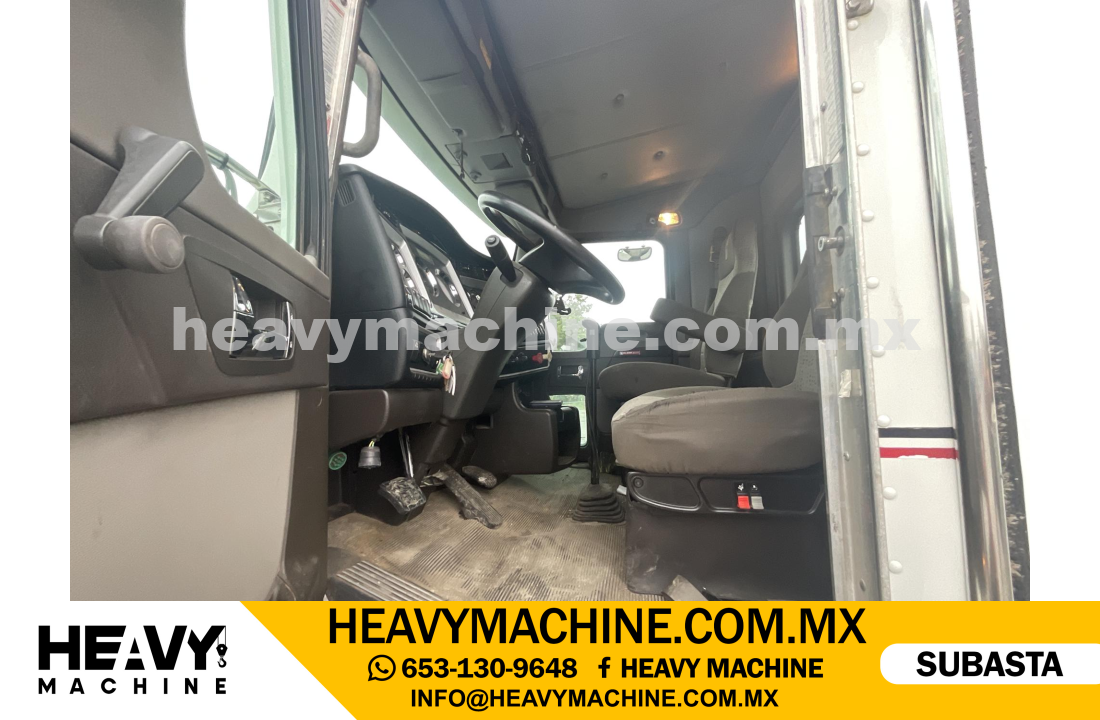 Grúa Titán 2013 KENWORTH T800