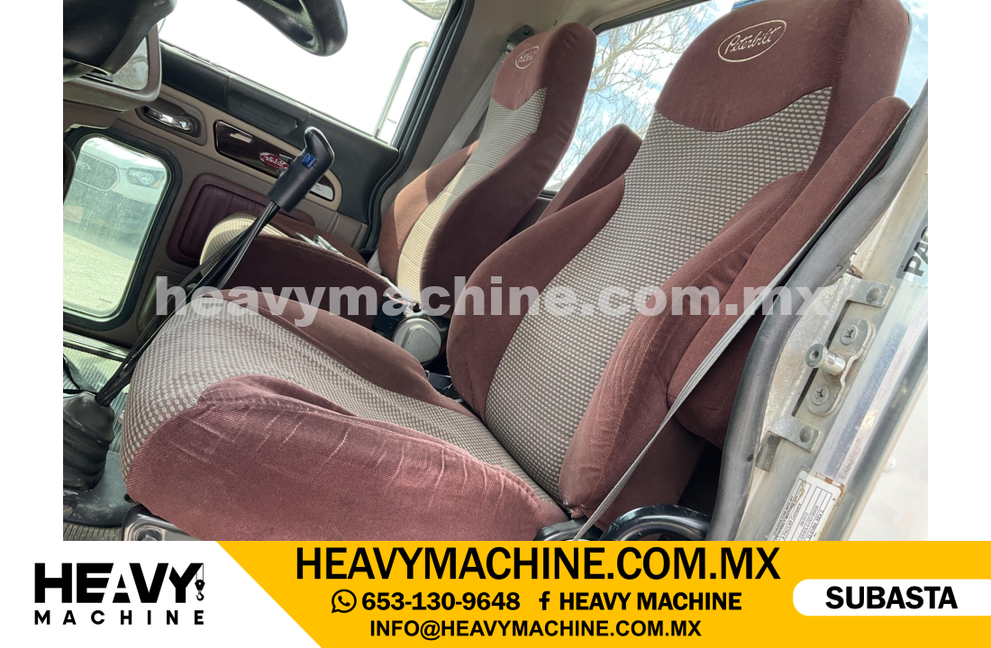 Grúa Titán 2013 PETERBILT 365