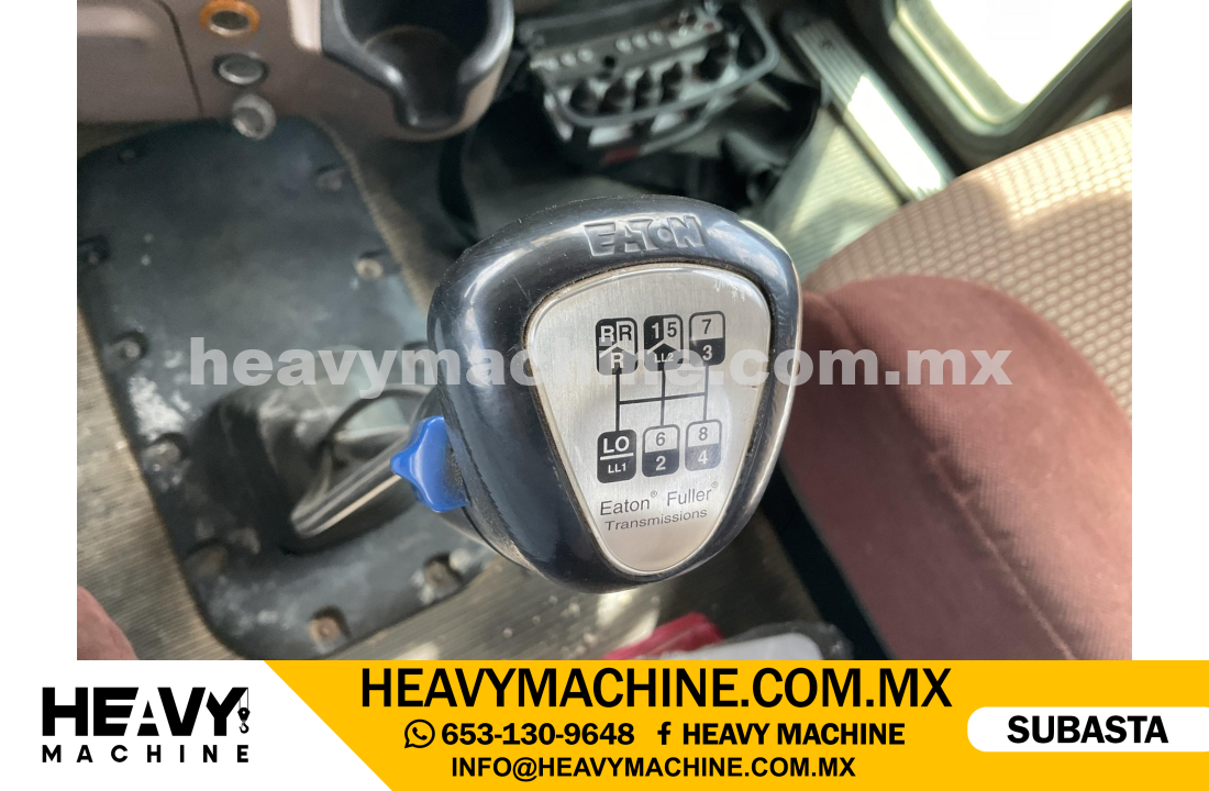 Grúa Titán 2013 PETERBILT 365