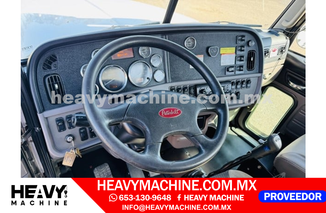 Grúa Titán 2013 PETERBILT 367