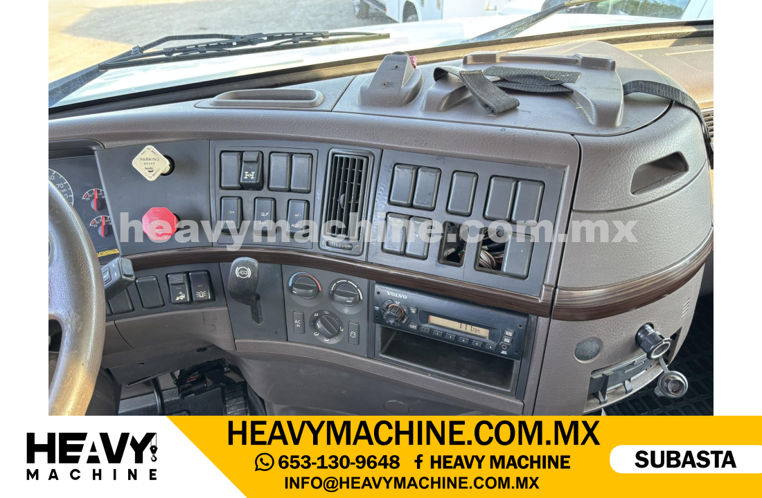 Grúa Titán 2013 VOLVO VHD