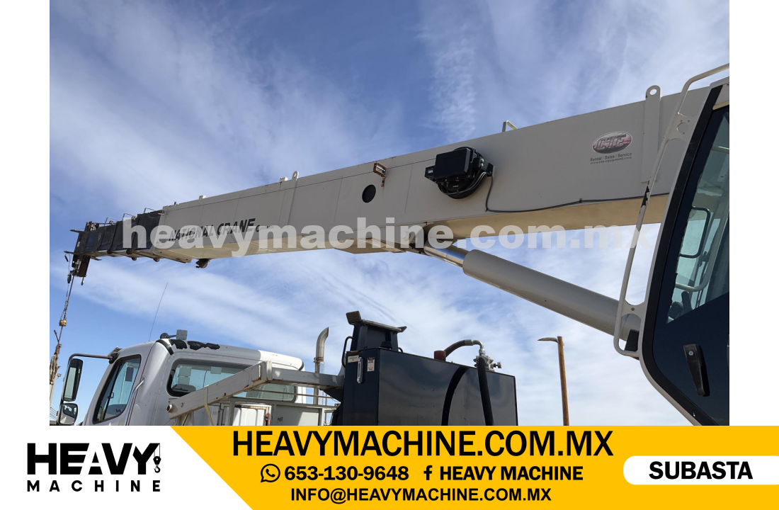 Grúa Titán 2014 FREIGHTLINER 108SD