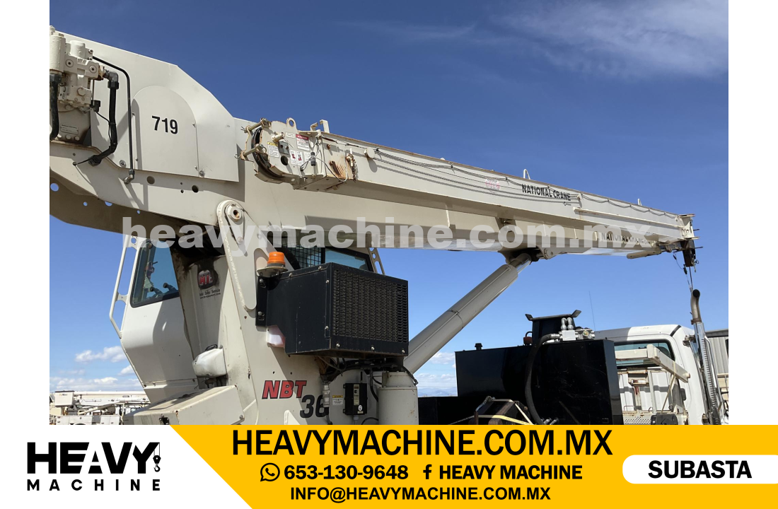 Grúa Titán 2014 FREIGHTLINER 108SD