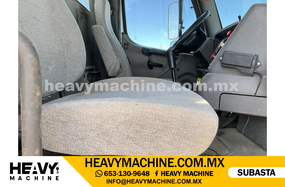 Grúa Titán 2014 FREIGHTLINER 108SD