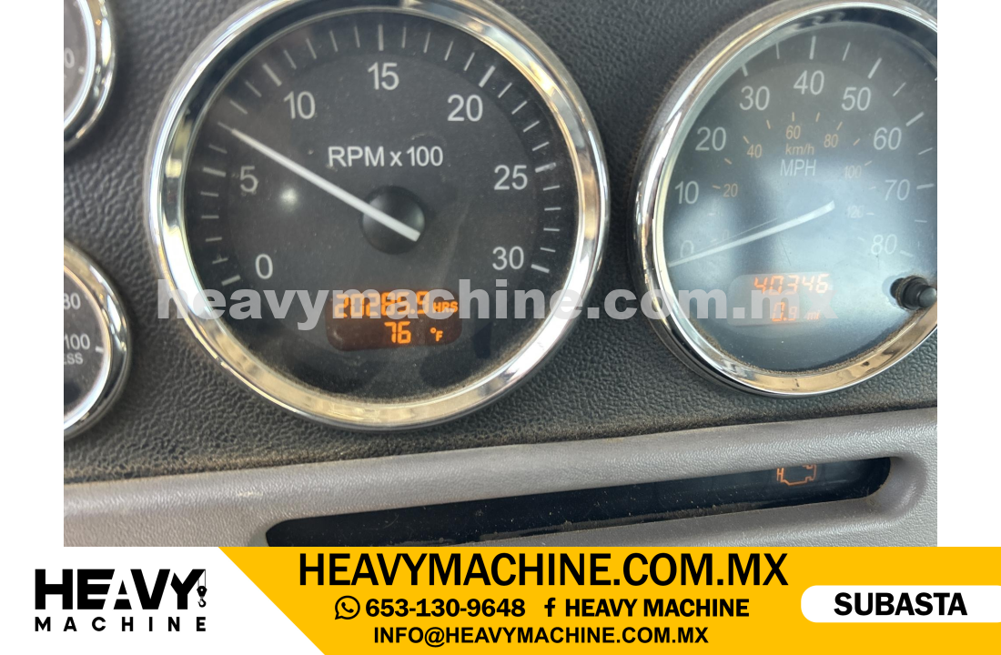 Grúa Titán 2014 PETERBILT 365