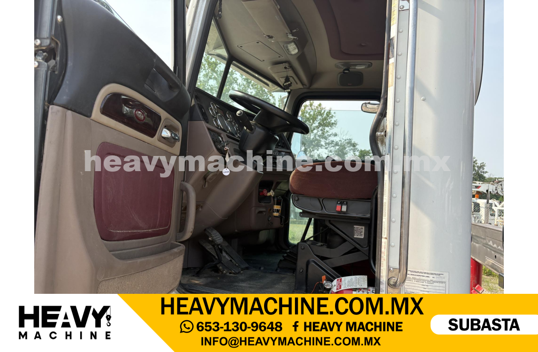 Grúa Titán 2014 PETERBILT 365