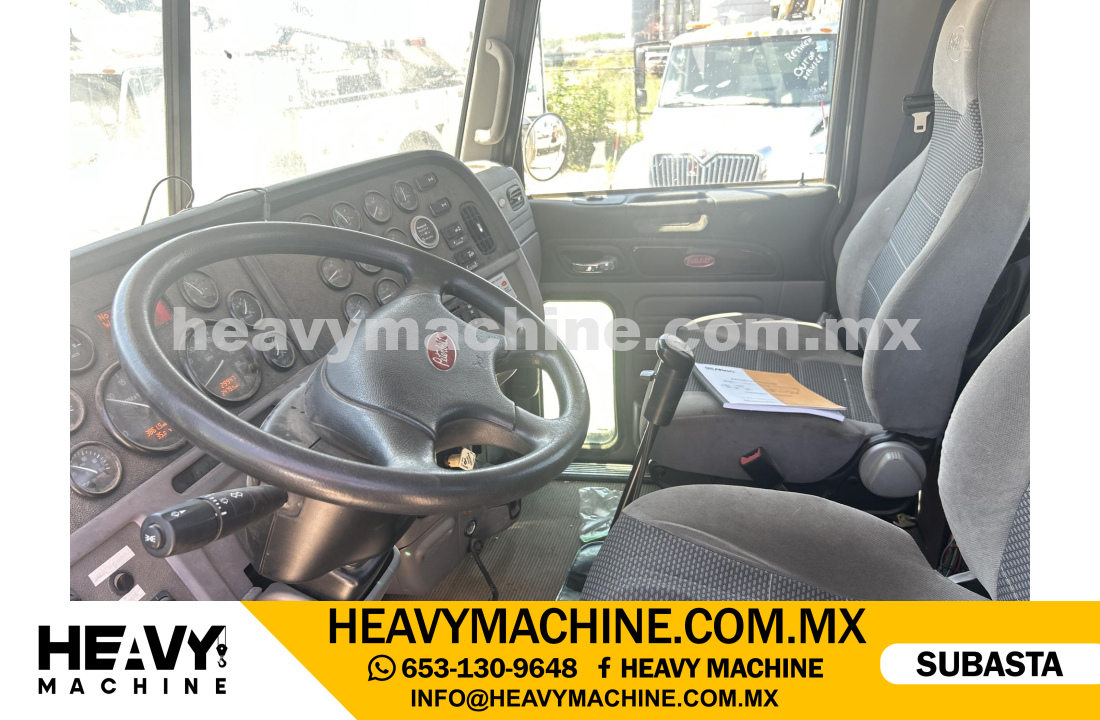 Grúa Titán 2014 PETERBILT 365