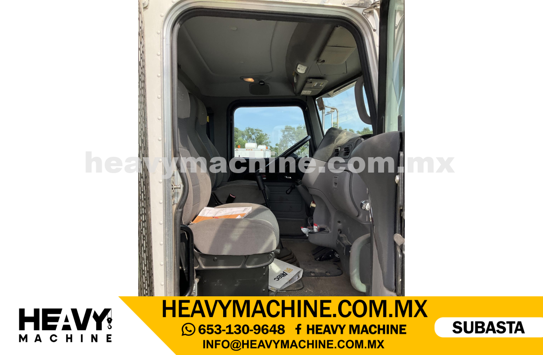 Grúa Titán 2014 PETERBILT 365